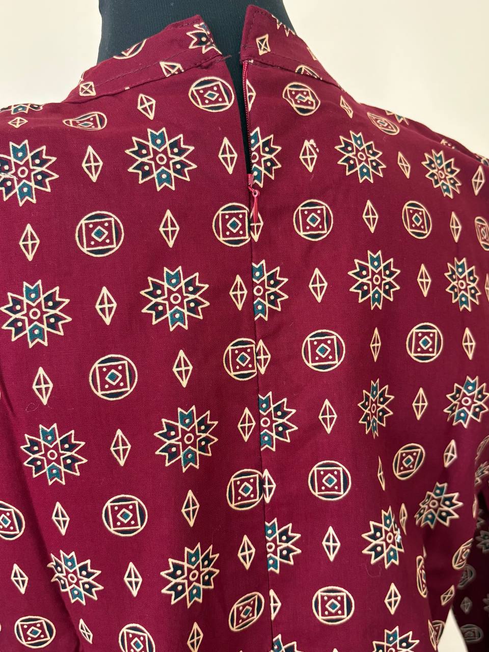 SC3065 - Comfy Cotton Kurti with Mandarin Collar & Keyhole Neckline, Purplish Maroon colour