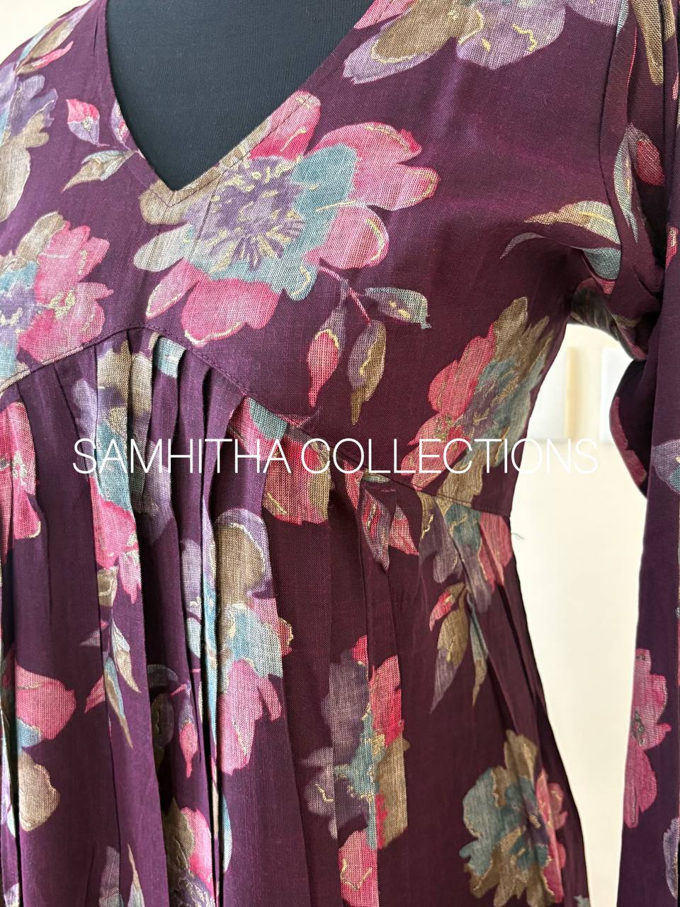 SC3094 - Premium Rayon Floral Aliya Cut Kurti – Semi Slitted Pattern, Purple wine colour