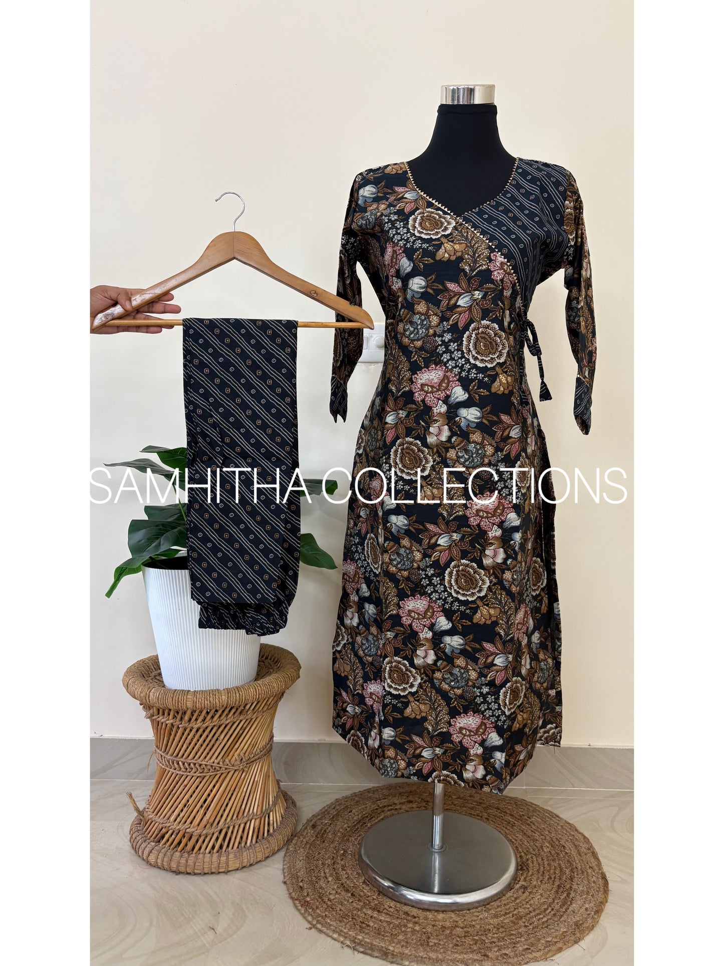 SC3185 - Premium Vertical Fabric co-ord sets with gottapatti lace highlights, Peacock green  colour