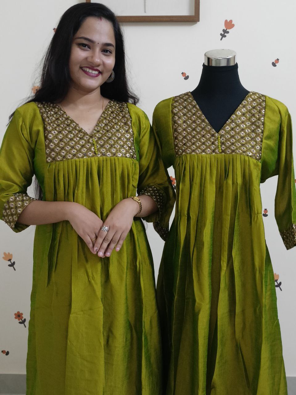 SC2806 - Hue green shade Premium Vichitra Silk Party wear