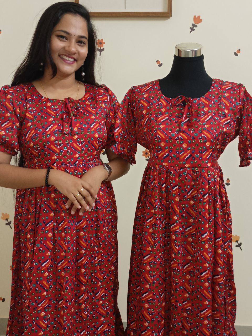 SC3002 - Crushed crepe-delta frock dress, Red colour