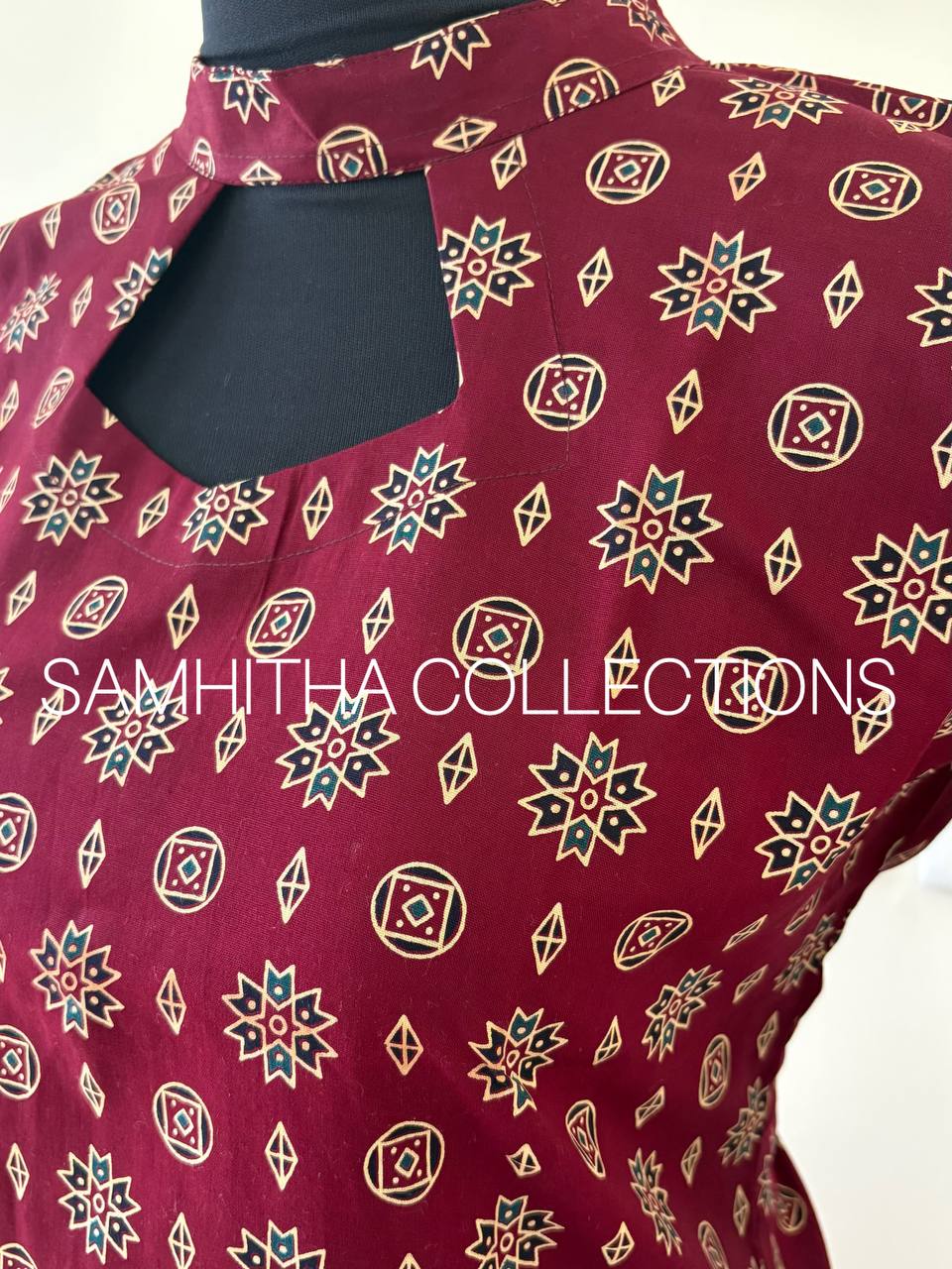 SC3065 - Comfy Cotton Kurti with Mandarin Collar & Keyhole Neckline, Purplish Maroon colour