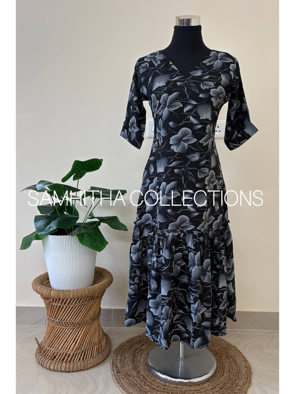 SC3069 - Premium Printed Georgette Frock Dress, Black colour