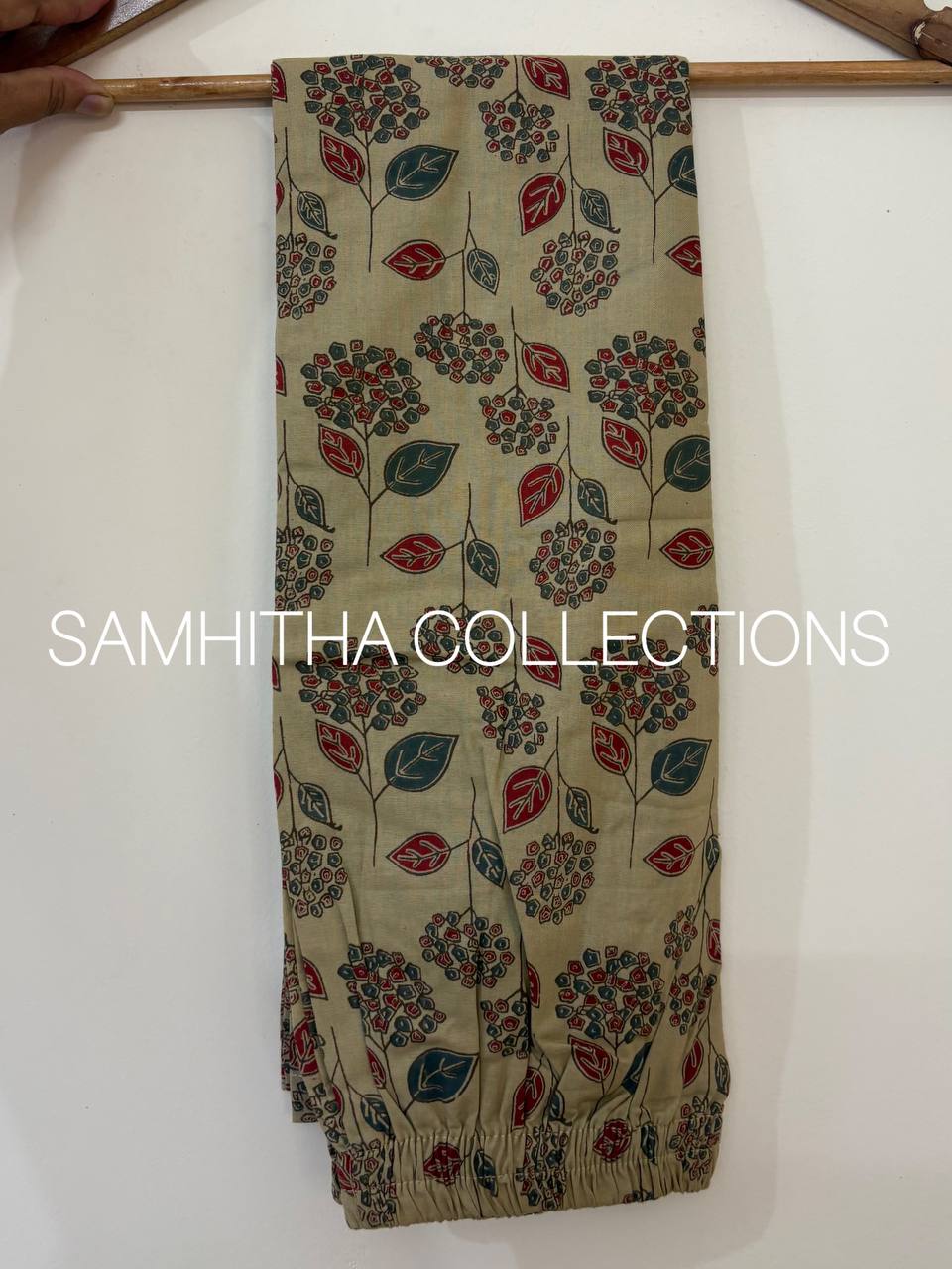 SC3131 - Premium Cotton Kalamkari Inspired Co-Ord Set ,Beige colour