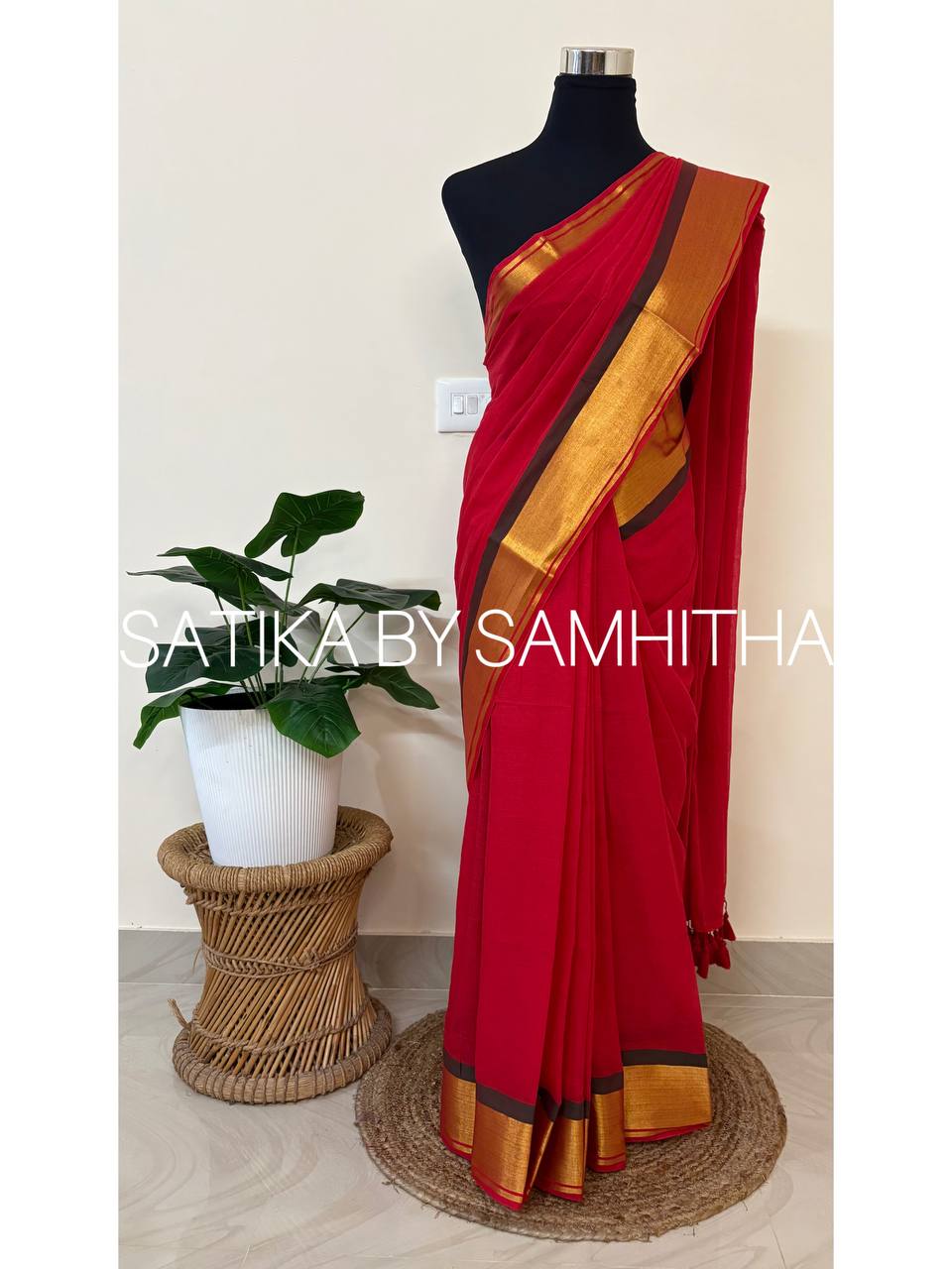 STSC21 - Pure 120 count Mulcotton Saree, Crimson Red colour with contrast Dark green and golden zari Border.