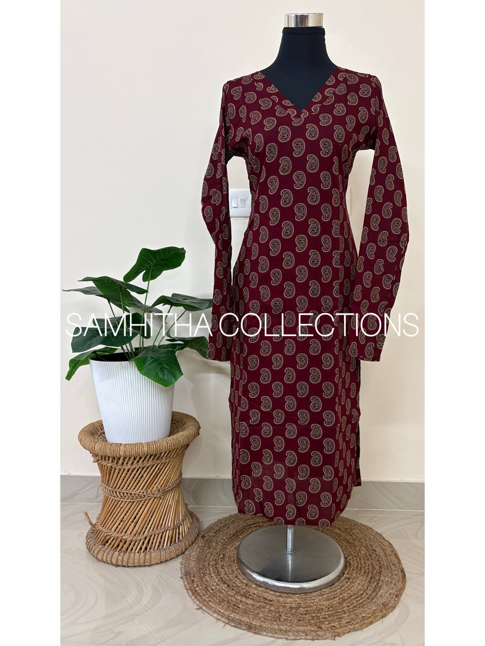 SC3160 - Paisley Print Pure Cotton Kurti with Chudi Sleeves, Purplish Maroon colour
