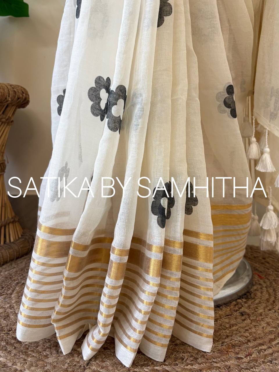 STSC27 - Floral design Handblock Printed Saree| Black print| Premium Pure 120 Count Mulcotton, Pre booking open now, dispatch within 10 working days