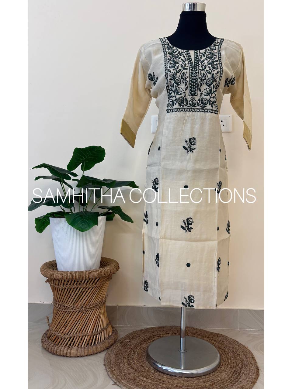 SC3255 - Premium Mul Chanderi kurtis with chikankari inspired embroidery and kasavu border on sleeves, Green colour embroidery