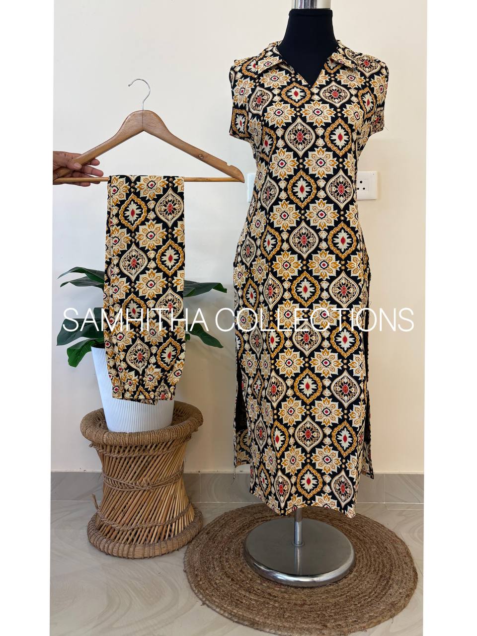 SC3315 - Comfy cotton collar neck co-ord sets, sleeves attached inside, Black and beige colour