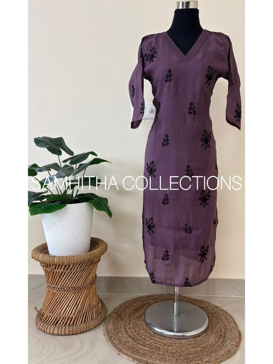 SC3330 - Premium Mul Chanderi Partywear kurtis, Dusty grape / mauve purple colour