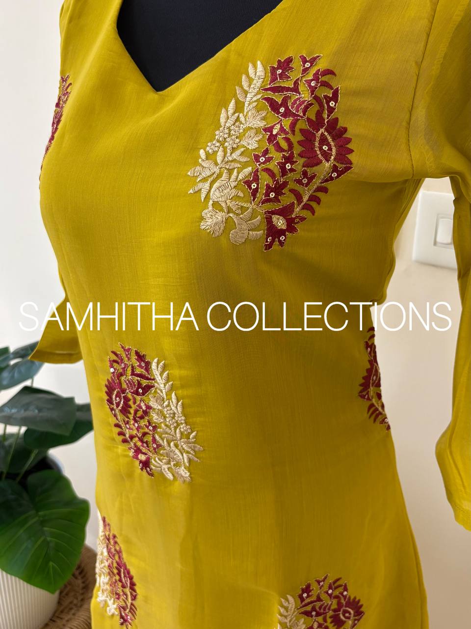 SC3335 - Premium Mul Chanderi Partywear kurtis, Hue Green colour